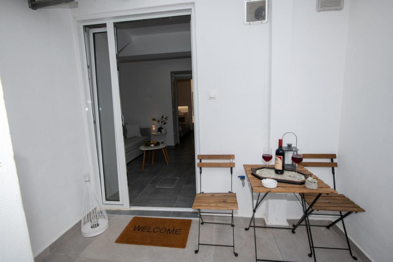 Sofia'S Apartment Kamári Exterior foto